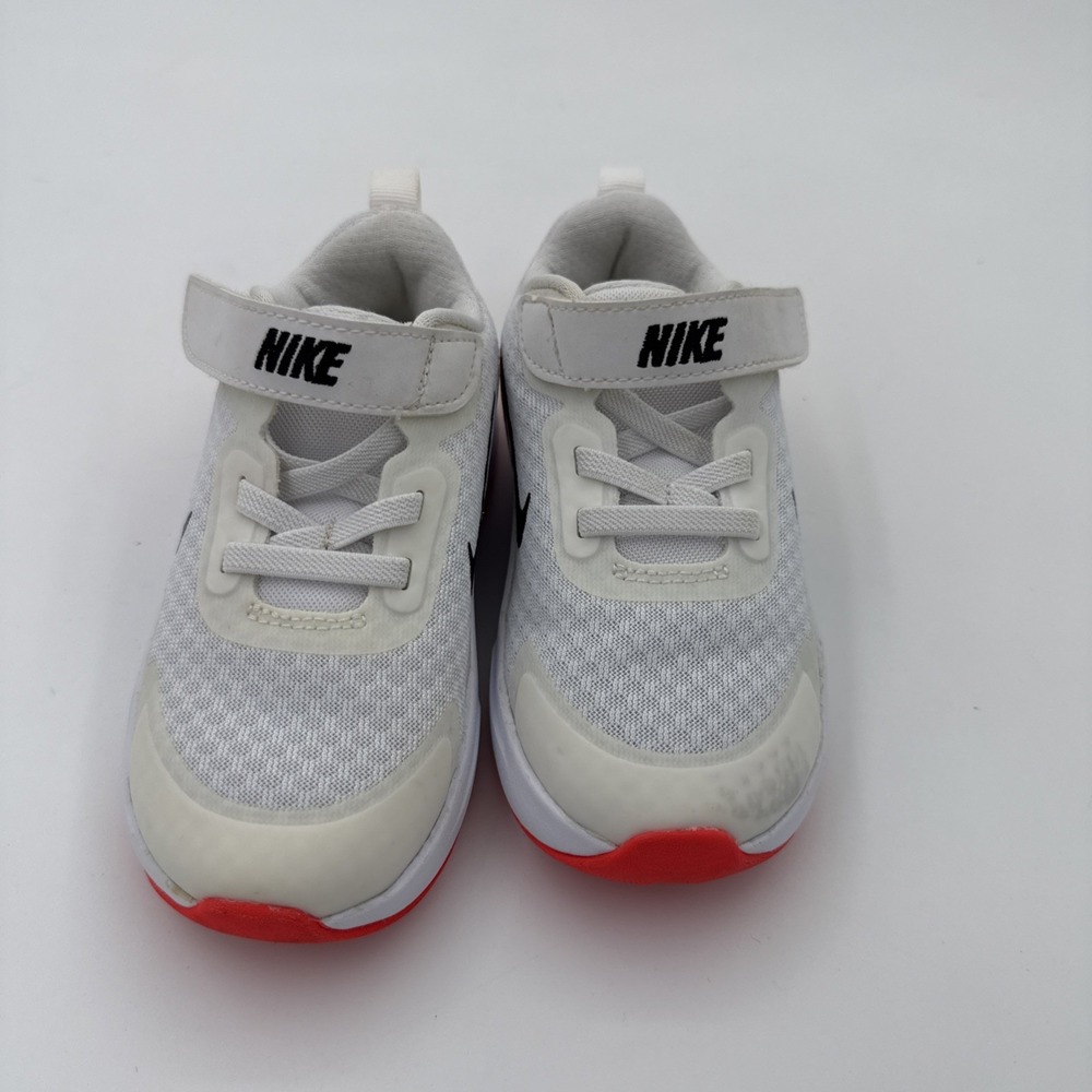 Nike WearAllDay Toddler Sneakers White Black Orange Sz 8C